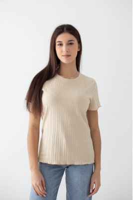 Футболка жіноча